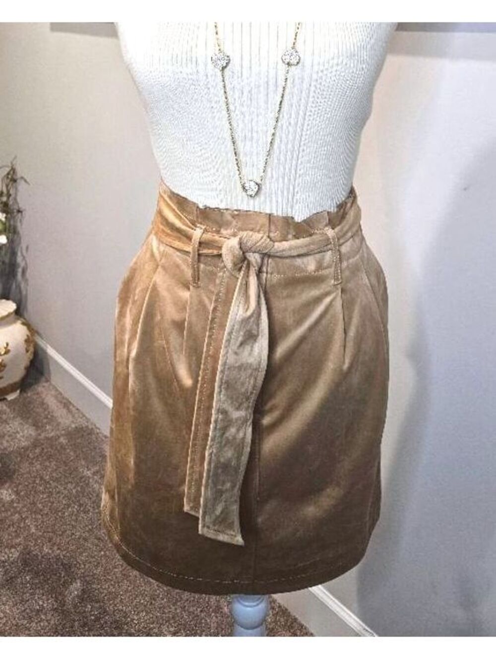 LOFT Tan Suede Skirt with Tie Belt Size 10